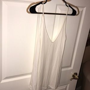 White V neck tank